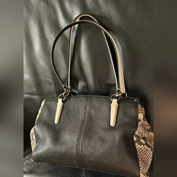 Coach F57507 Christie Carryall Shoulder Bag Python Snake Exotic Black Purse EUC - Picture 2 of 15